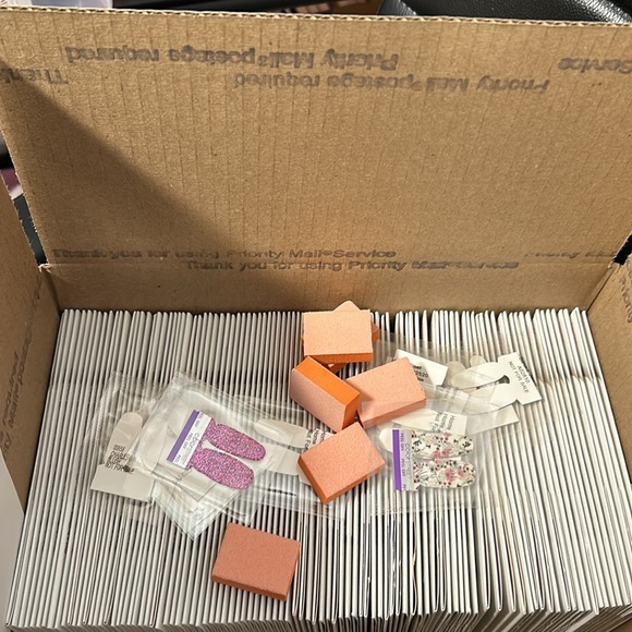 Color street nails mystery bundle 20 items - Picture 2 of 2